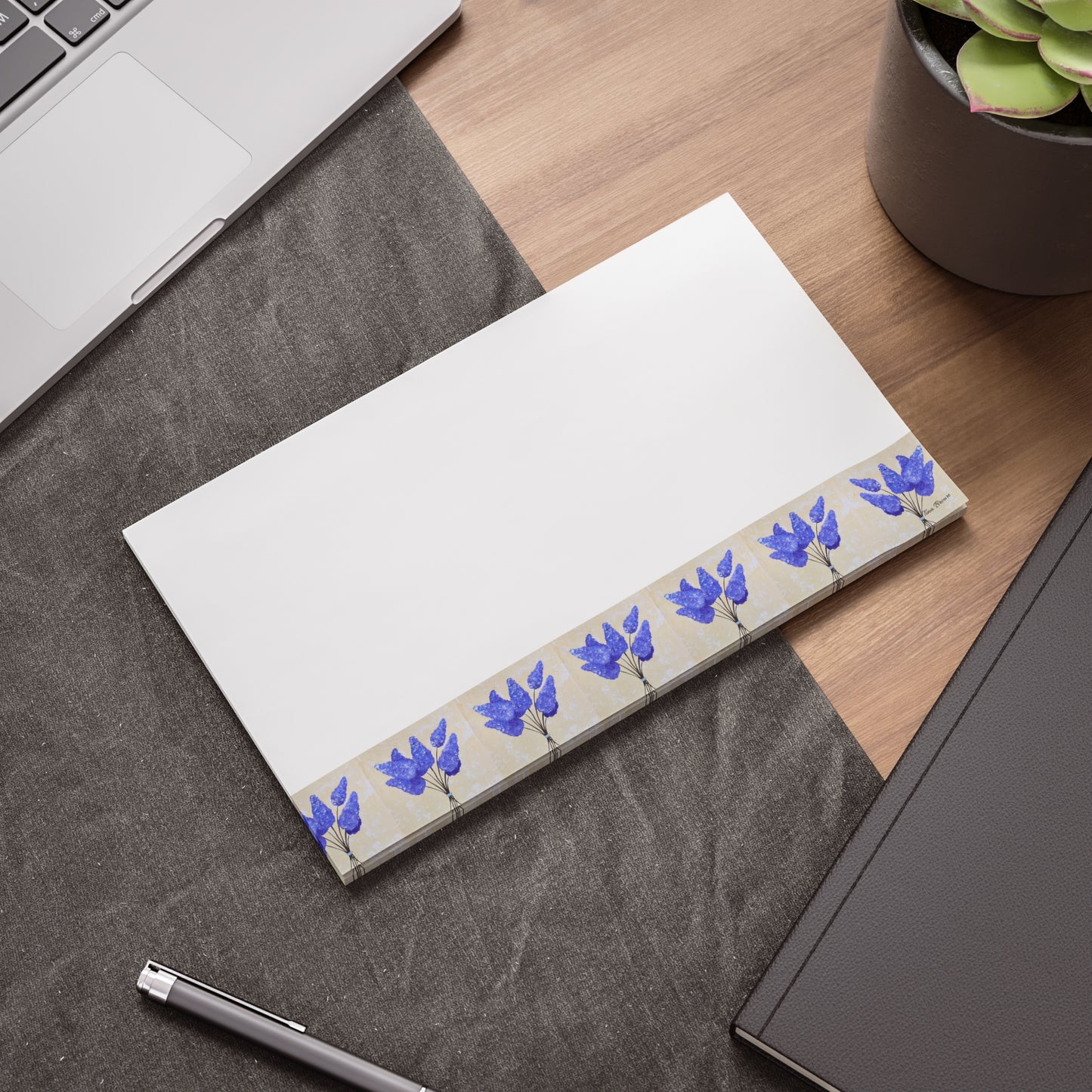Floral Lilac Sticky Note Pads - Elegant Blue Flower Design for Home & Office