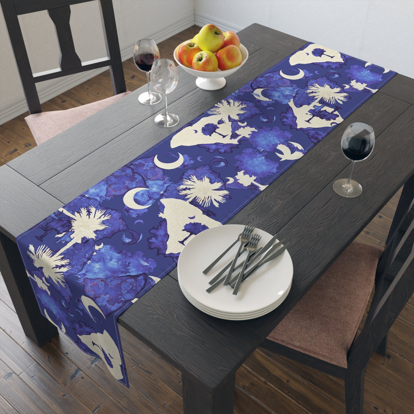 Elegant South Carolina Cotton Table Runner - Celebrate South Carolina