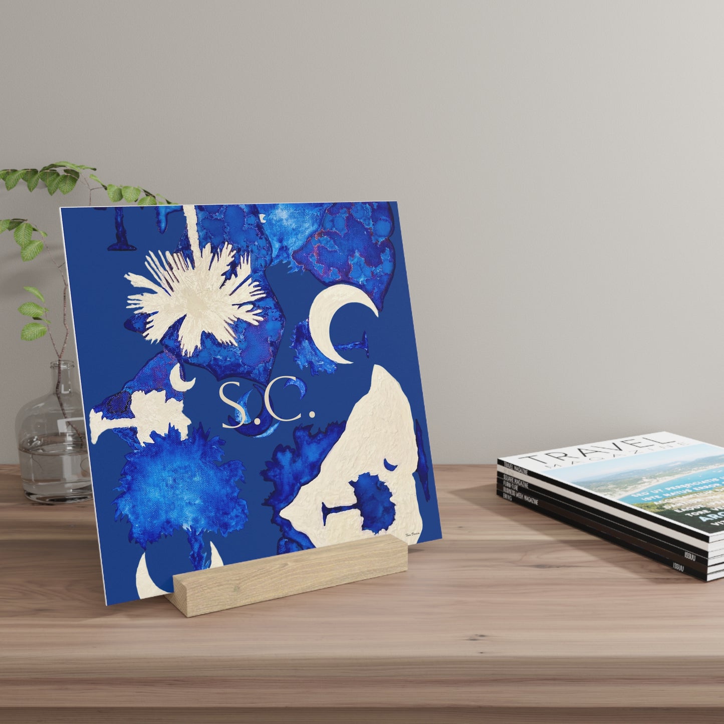 Elegant South Carolina Gallery Board with Stand for Home Decor