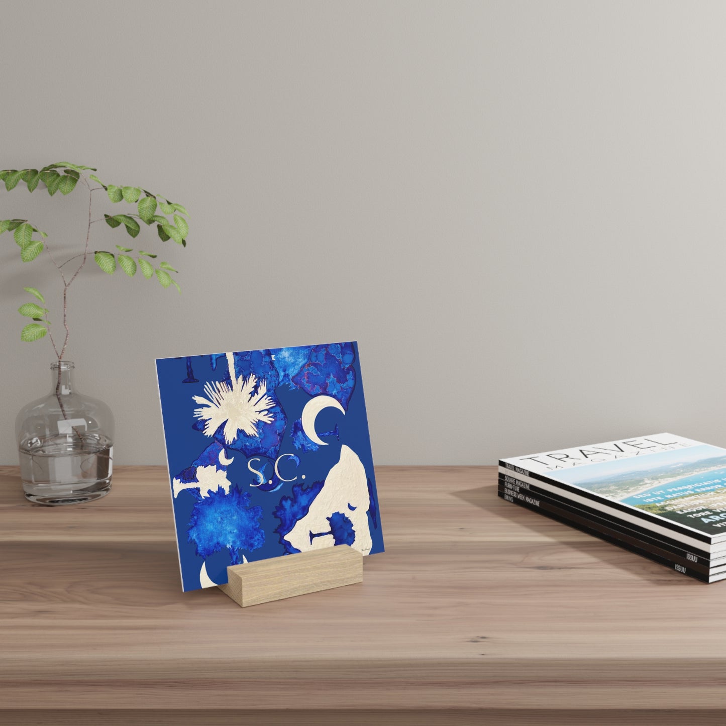 Elegant South Carolina Gallery Board with Stand for Home Decor